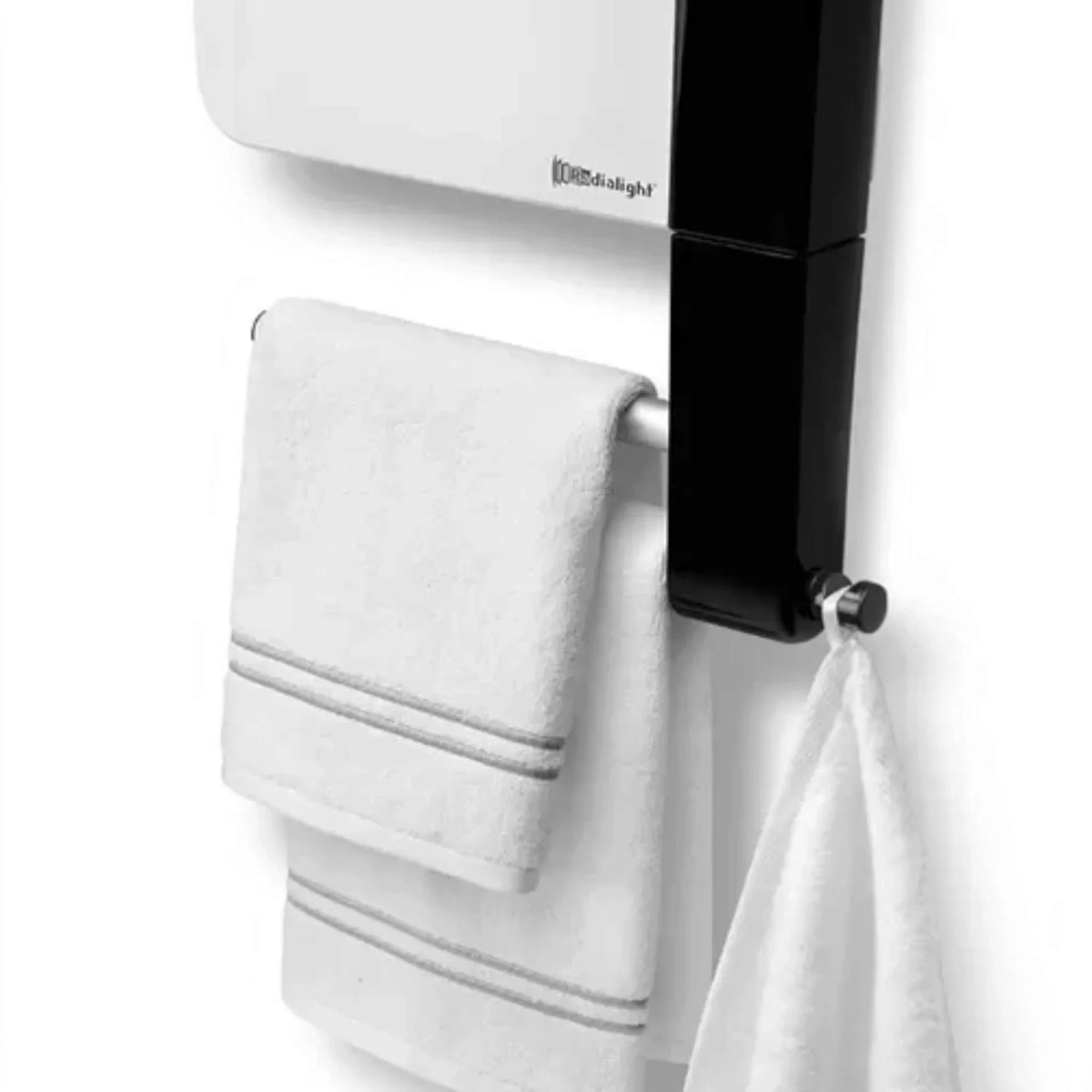 Termoventilatore da parete Klimago™ Radialight WINDY 2B bianco con barre portasciugamani in alluminio per bagno